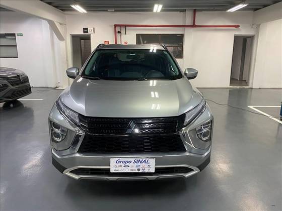 MITSUBISHI ECLIPSE CROSS 1.5 MIVEC TURBO GASOLINA HPE CVT MITSUBISHI ECLIPSE CROSS 1.5 MIVEC TURBO GASOLINA HPE CVT
